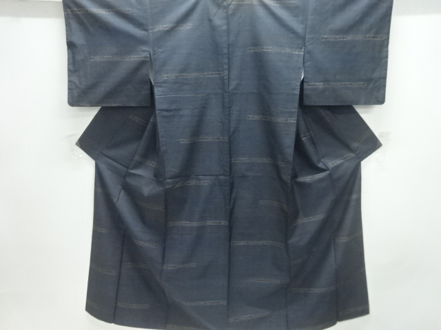 JAPANESE KIMONO / ANTIQUE KIMONO / SILK / DORO OSHIMA TSUMUGI (5 maruki) / WOVEN ABSTRACT STRIPE